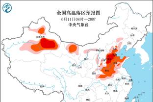 ?张才仁卡位故意肘击 被裁判直接抓了一个违体犯规